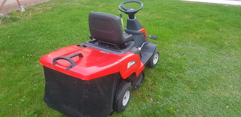 چمن زن تراکتوری XE 966HDB